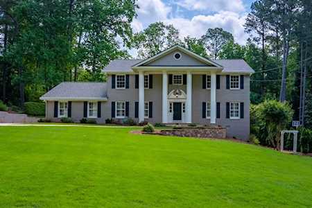 5458 Trowbridge Dr Dunwoody, GA 30338
