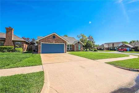 2421 Cimarron Dr Norman, OK 73071