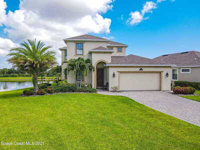 3088 Casterton Drive Melbourne, FL 32940