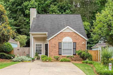 2744 Highland Ridge NW Kennesaw, GA 30152