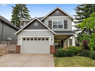 14725 Blue Blossom Way Oregon City, OR 97045