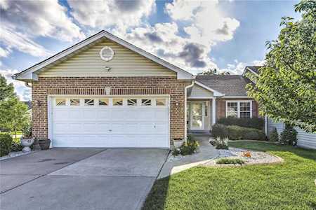 55 Piepers Glen Ct Ofallon, MO 63366