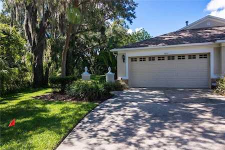 5802 Phoebenest Dr Lithia, FL 33547