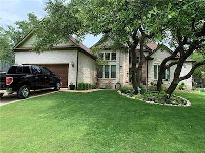 22019 Briarcliff DR Spicewood, TX 78669