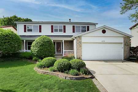 1275 W Dovington Dr Hoffman Estates, IL 60169