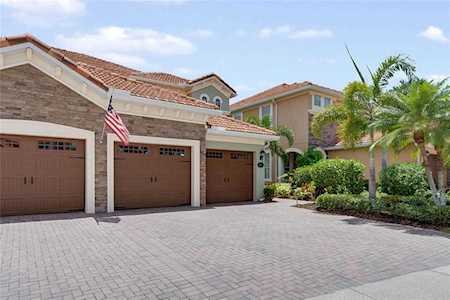 9017 Della Scala CIRCLE Orlando, FL 32836