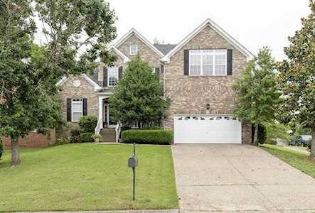111 Chesapeake Harbor Blvd Hendersonville, TN 37075