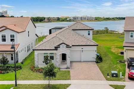 7524 Alpine Butterfly Ln Orlando, FL 32819