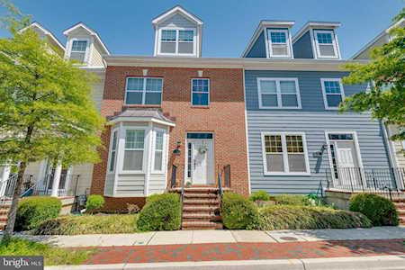 105 Carraway Ln Annapolis, MD 21401