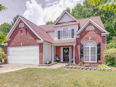 389 Jasmine Dr Locust Grove, GA 30248