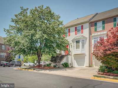 14714 Truitt Farm Dr Centreville, VA 20120