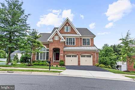 8503 Wedderburn Station Dr Vienna, VA 22180
