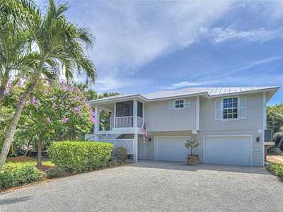 1826 Farm Trl Sanibel, FL 33957