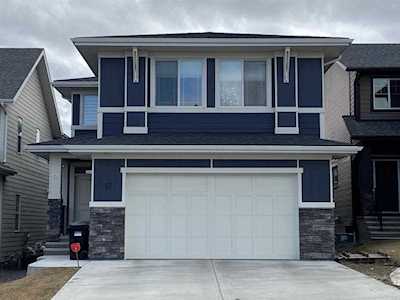 57 Sage Bluff Blvd NW Calgary, AB T3R 0X4
