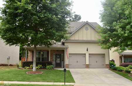 19 Maple Hill Dr Newnan, GA 30265