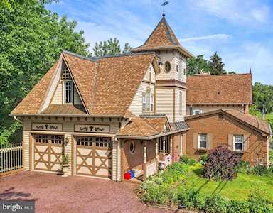1816 Sutton Ave Halethorpe, MD 21227