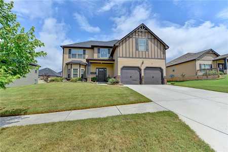 1242 Deadwood Trl Loganville, GA 30052
