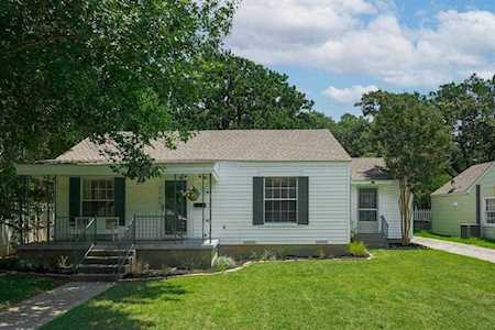 1728 Bluebonnet Drive Fort Worth, TX 76111