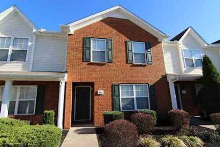 1042 Sitting Bull Xing Murfreesboro, TN 37128