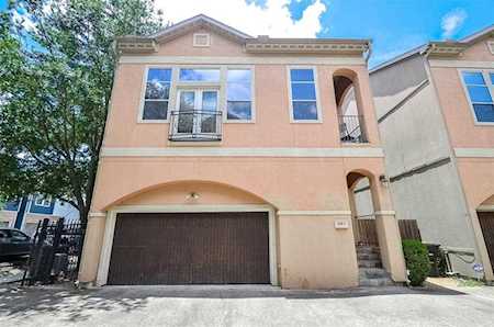 5608 Kansas St Houston, TX 77007