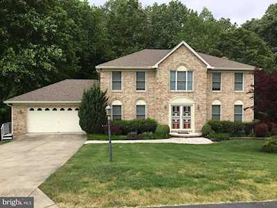 8824 Cottongrass St Waldorf, MD 20603