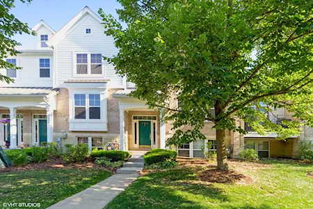 936 Violet Dr Hanover Park, IL 60133