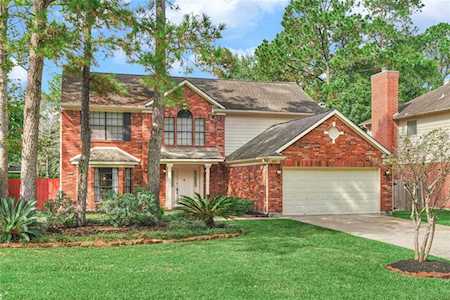 105 W Rainbow Ridge Circle The Woodlands, TX 77381
