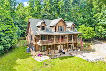 110 Lakepoint Cove Glade Hill, VA 24092