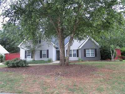 800 Mount Royal Cove Lawrenceville, GA 30043