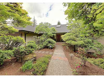 18320 Delenka Ln Lake Oswego, OR 97034