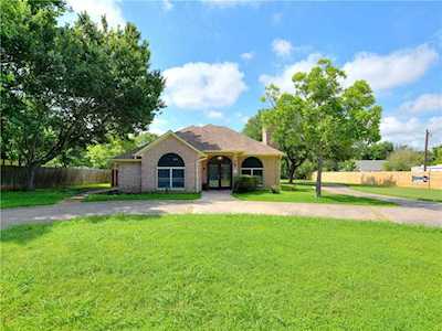 13430 Onion Creek DR Manchaca, TX 78652