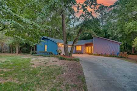 4289 Inverness Ct Roswell, GA 30075