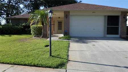 6001 Country Ridge Ln New Port Richey, FL 34655