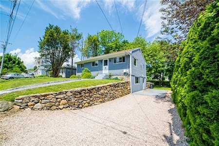 46 King Philip Rd Narragansett, RI 02882