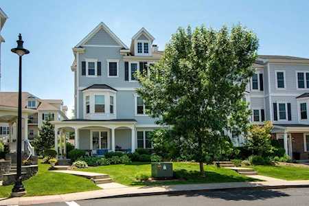 141 Stayner Dr #141 Hingham, MA 02043