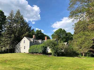 159 Millwood St #1 Framingham, MA 01701