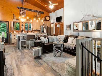 251 Starlight Trl Manchester, TN 37355