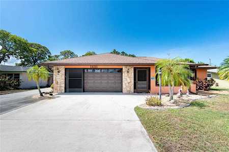 1431 Overbrook Rd Englewood, FL 34223