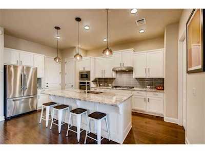 7106 Cut Plains TRL Austin, TX 78726