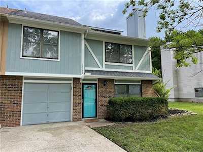 13133 S Brougham Dr Olathe, KS 66062