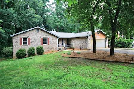 7970 Sweetwater Dr Douglasville, GA 30135