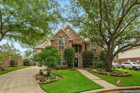 1703 Stemply Ct Houston, TX 77094