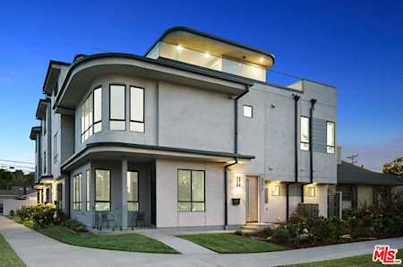 3277 S Barrington Ave Los Angeles, CA 90066