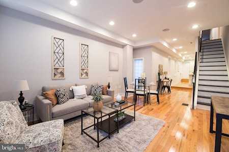 2011 Wharton St Philadelphia, PA 19146