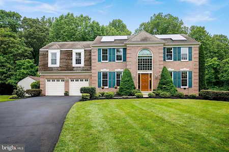 9708 Finch Ct Ellicott City, MD 21042