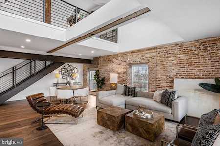 515 Washington St #405 Alexandria, VA 22314