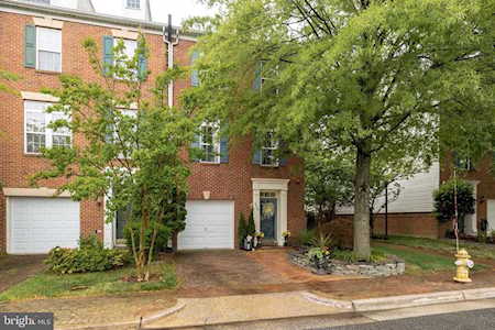 4930 Gardner Dr Alexandria, VA 22304