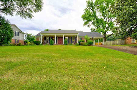 1606 Poplar Estates Pky Germantown, TN 38138