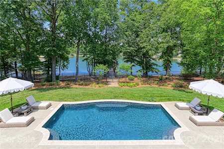 18900 Balmore Pines Ln Cornelius, NC 28031