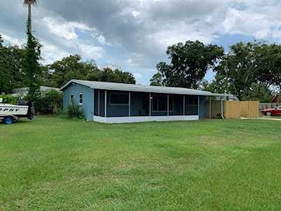 701 Sunset Dr Tarpon Springs, FL 34689